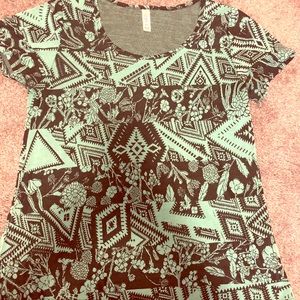 Lularoe Classic Tee